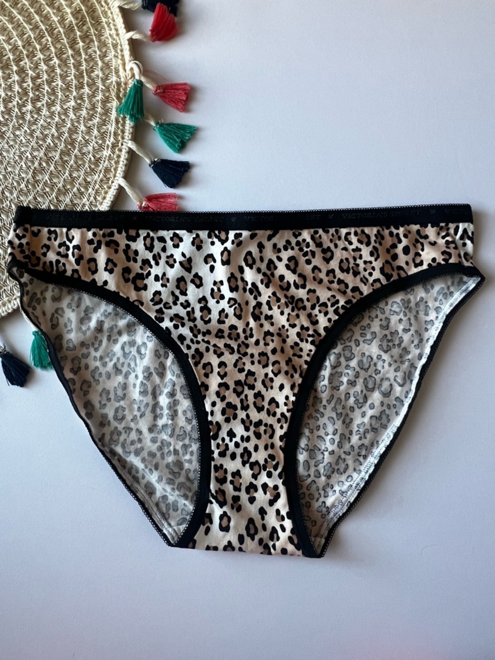 Victoria's Secret Vintage Cotton Bikini Panty Leopard Print Medium NEW